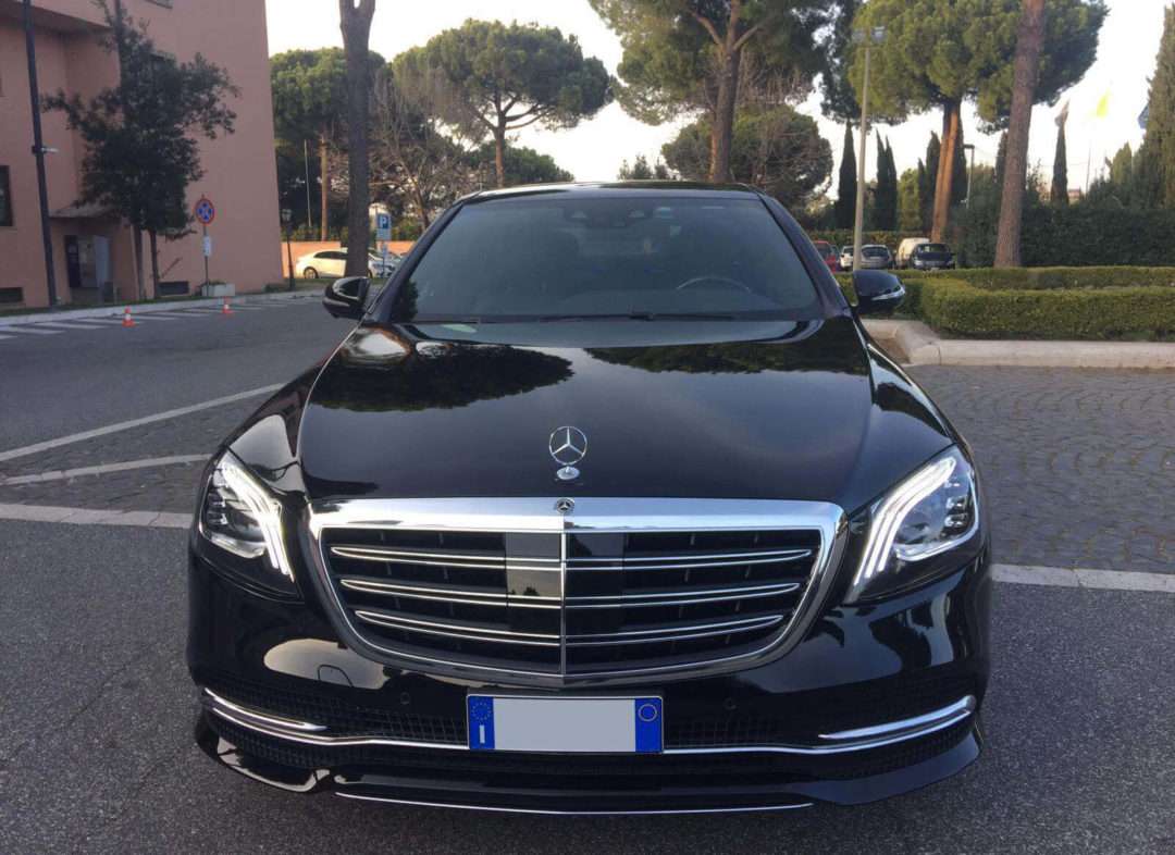 expensive car tour and chauffeur whit limo service italy