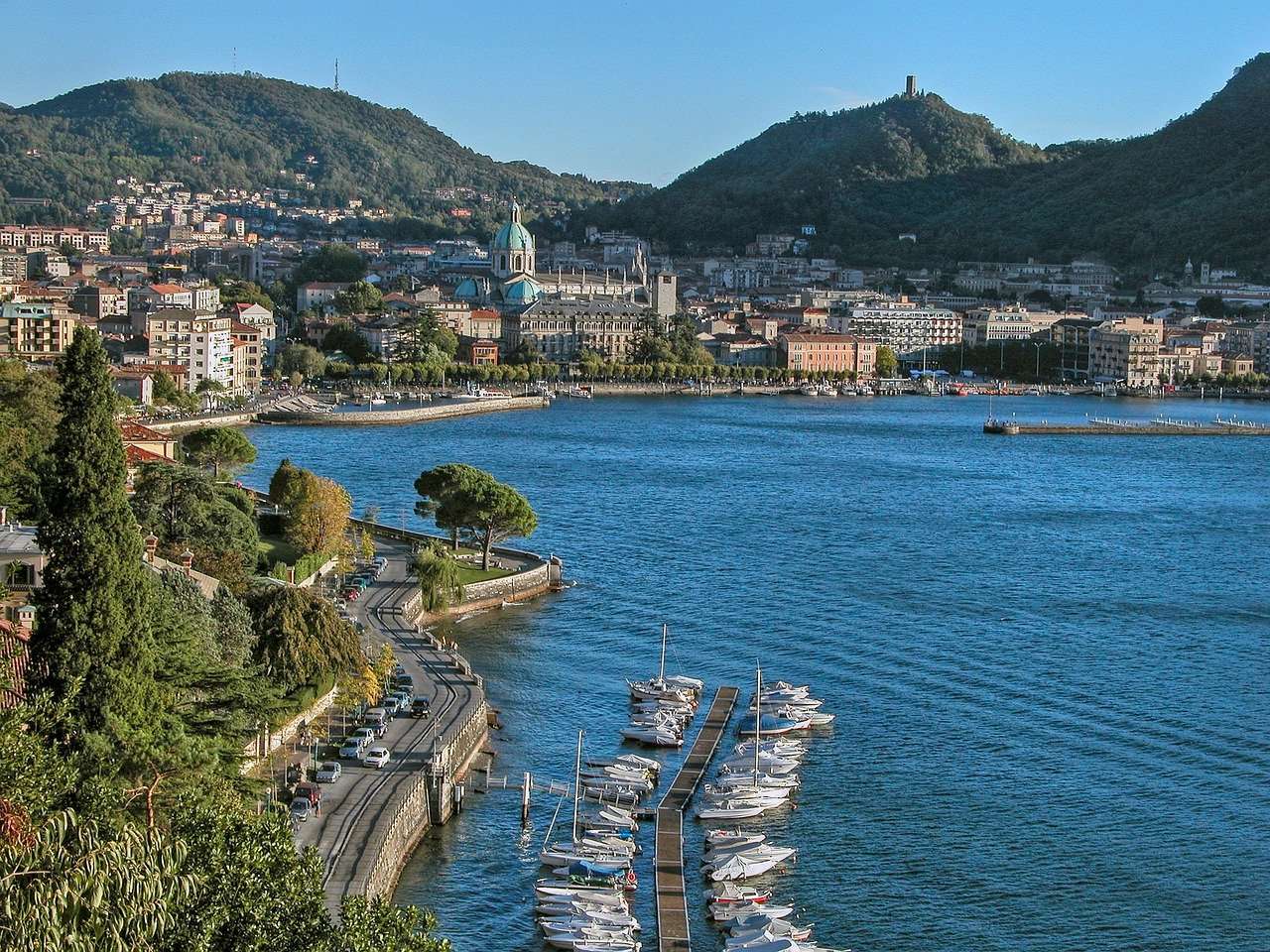 Private and professional car service in Milan